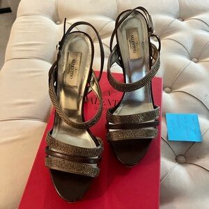 Valentino brown and black sparkly strappy heels size 40